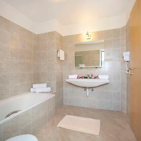 Hotel Garni Morene 3*